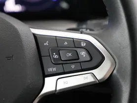 VW Golf VIII Variant 2.0 TDI Life | Thumbnail 19 von 24