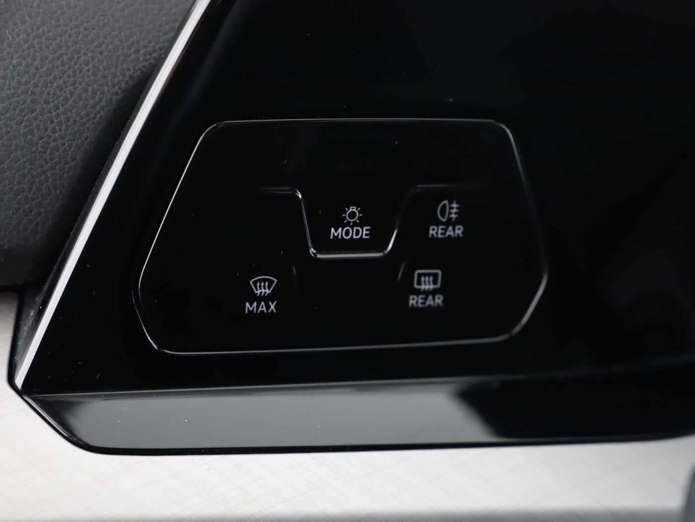 VW Golf VIII Variant 2.0 TDI Life | Bild 20 von 24