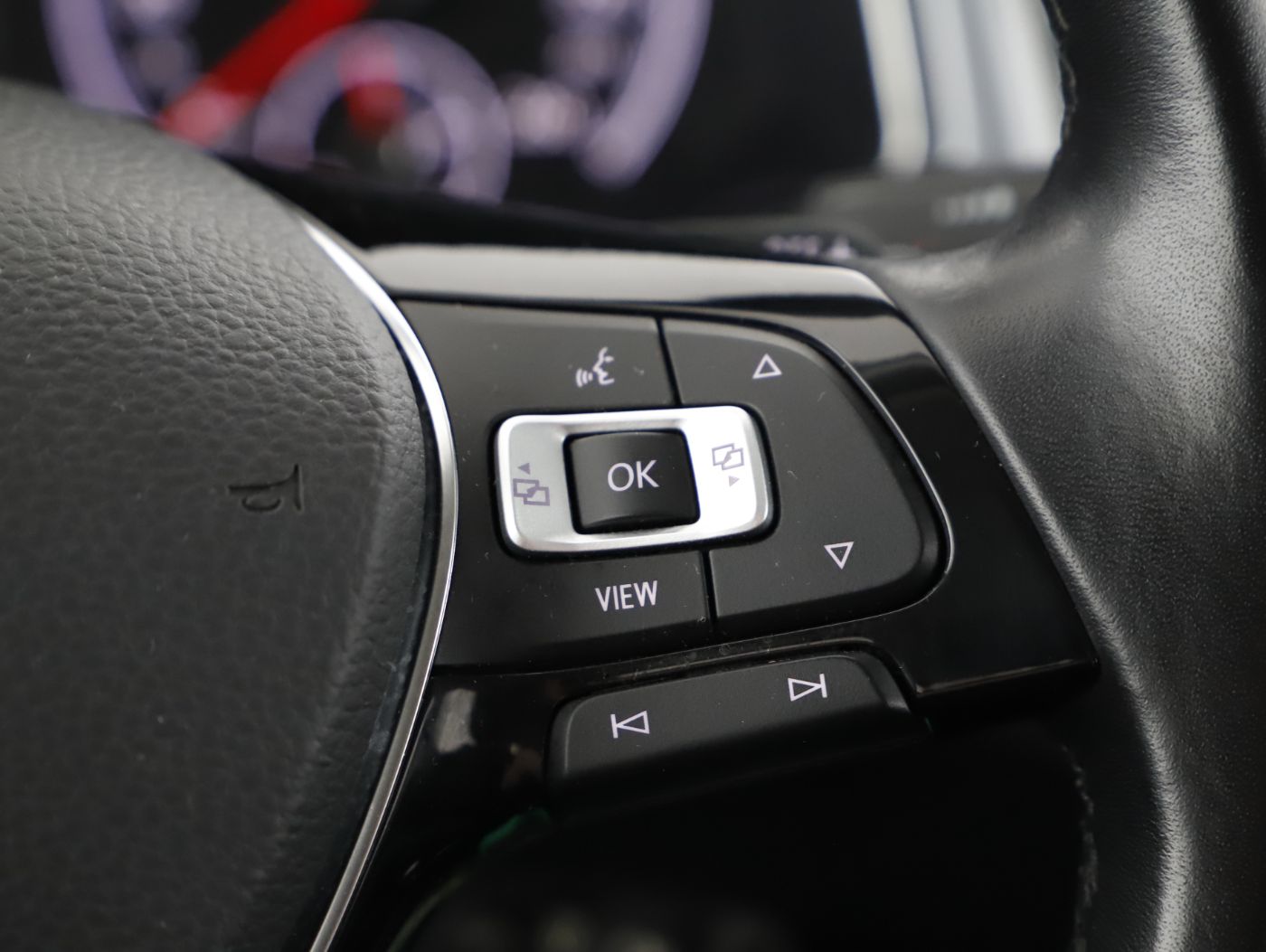 VW T-Roc 2.0 TDI Design | Bild 15 von 24