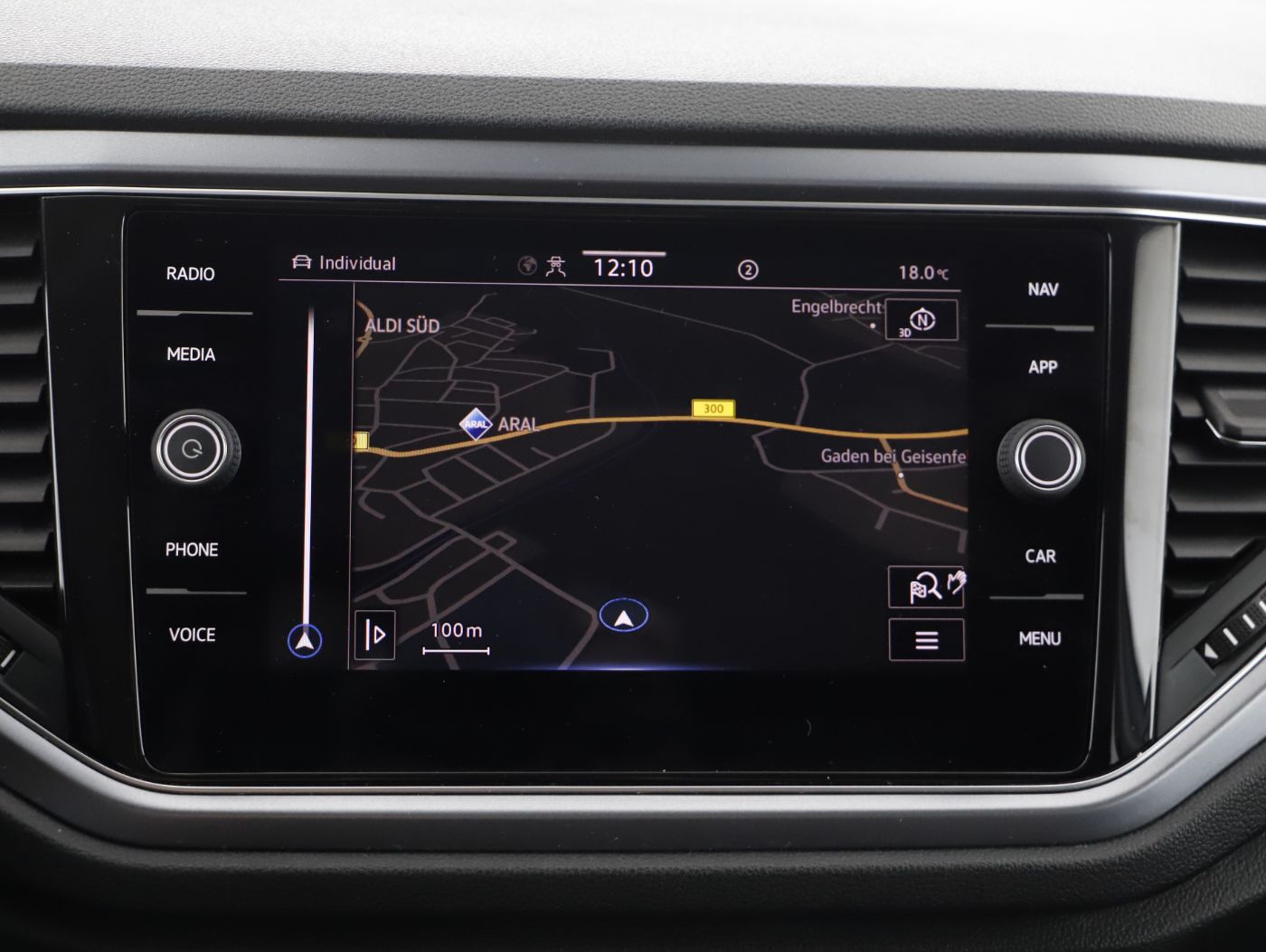 VW T-Roc 2.0 TDI Design | Bild 17 von 24
