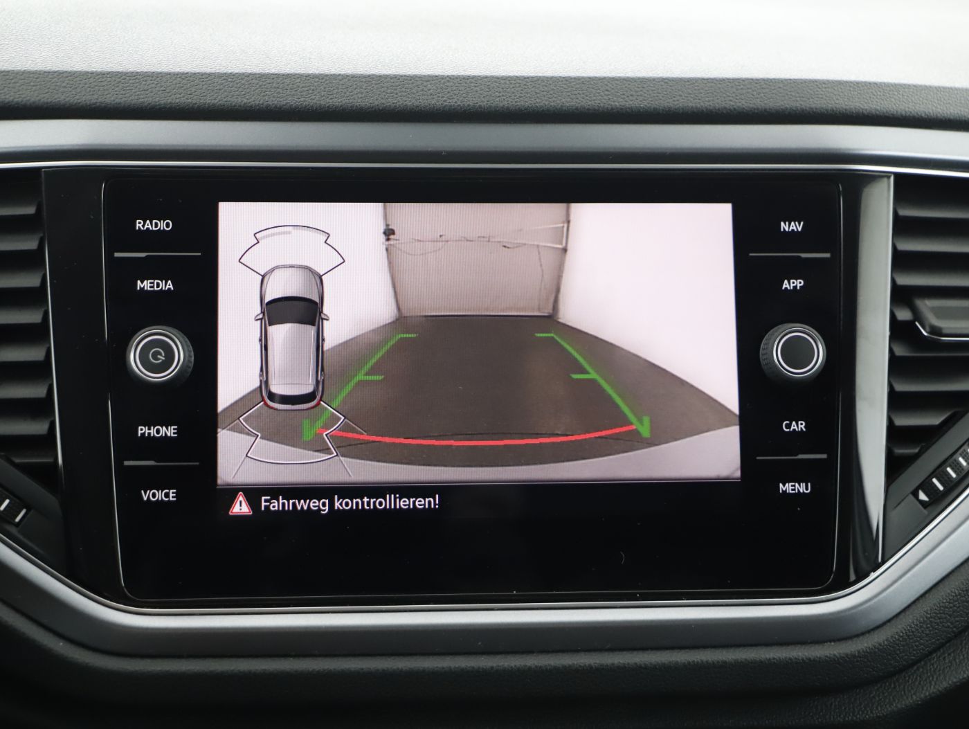 VW T-Roc 2.0 TDI Design | Bild 18 von 24
