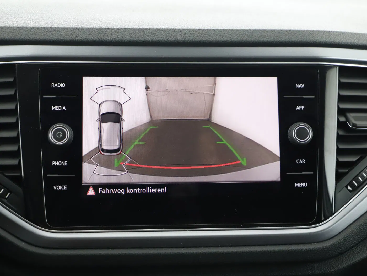 VW T-Roc 2.0 TDI Design | Bild 18 von 24