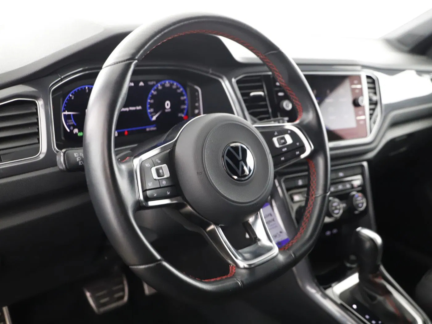 VW T-Roc 2.0 TDI 4Motion Sport | Bild 12 von 23