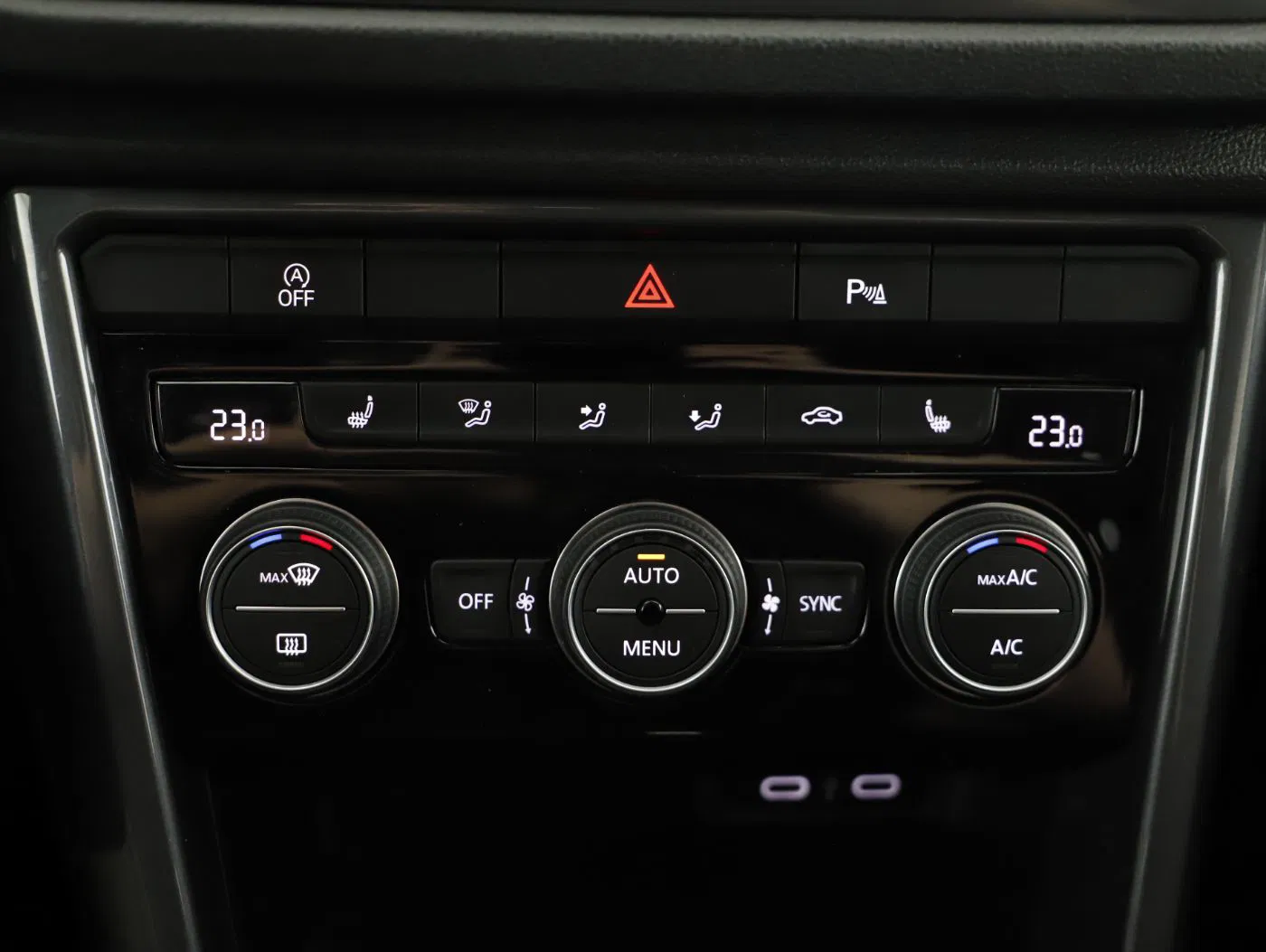 VW T-Roc 2.0 TDI 4Motion Sport | Bild 19 von 23