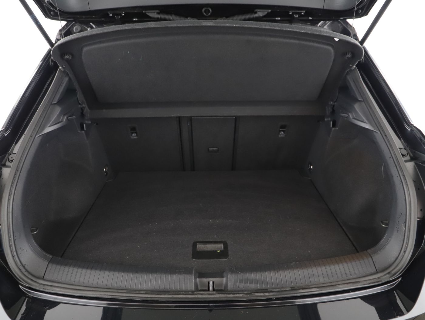 VW T-Roc 2.0 TDI 4Motion Sport | Bild 22 von 23
