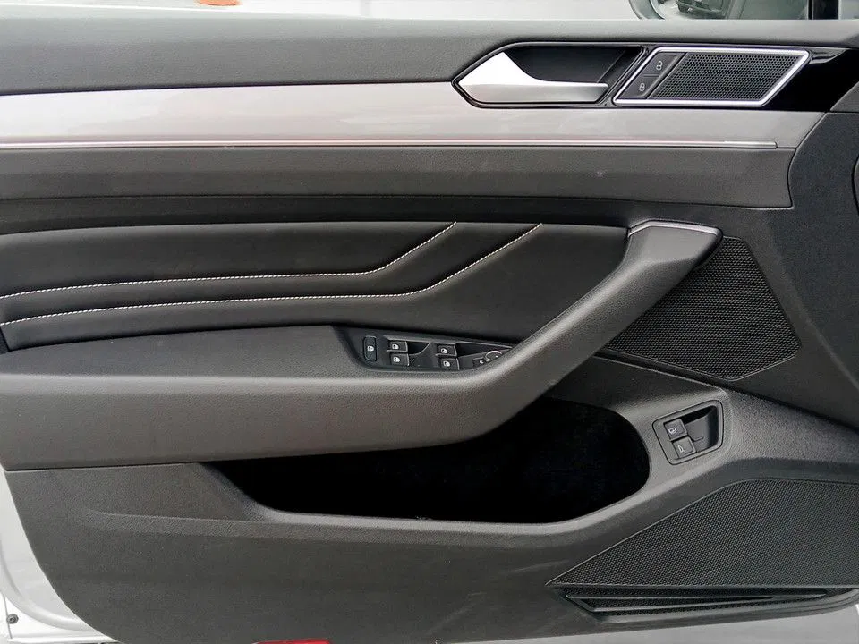 VW Passat Variant 1.4 TSI GTE | Bild 7 von 23