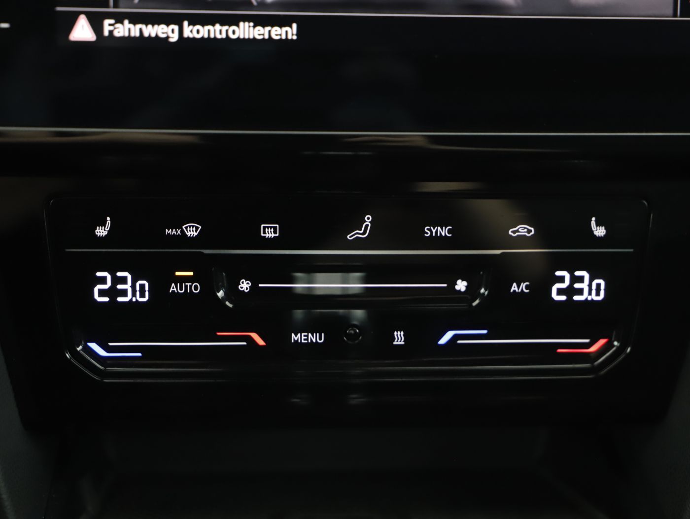 VW Passat Variant 1.4 TSI GTE | Bild 18 von 23