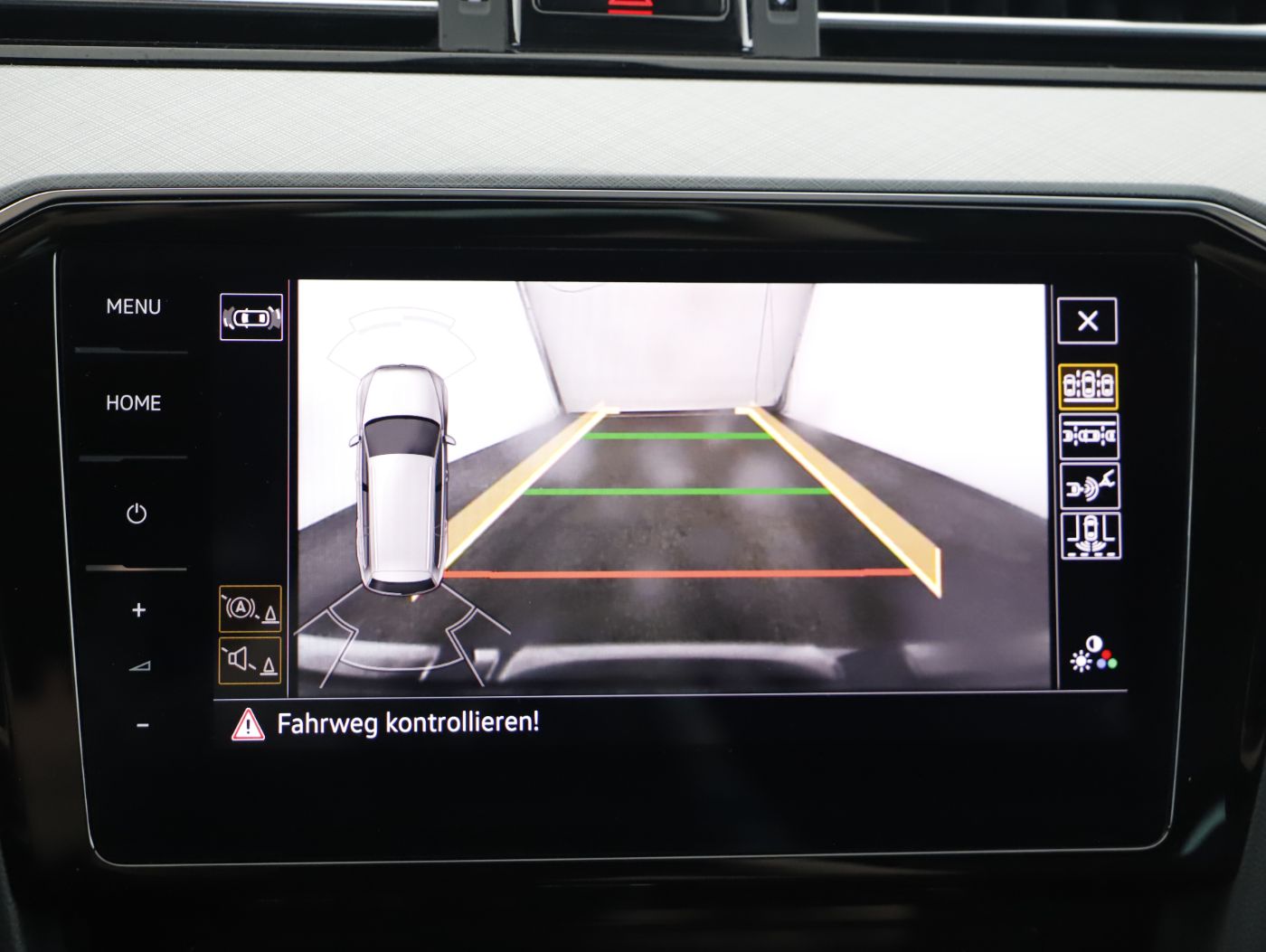 VW Passat Variant 1.4 TSI GTE | Bild 17 von 23