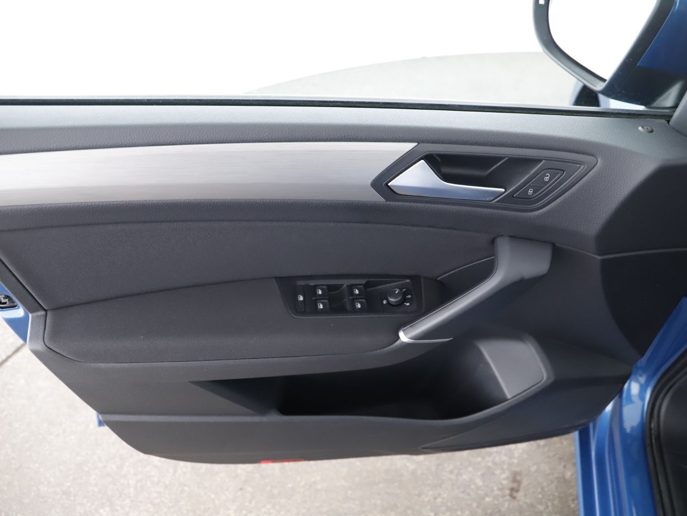 VW Touran Comfortline TDI | Bild 8 von 23