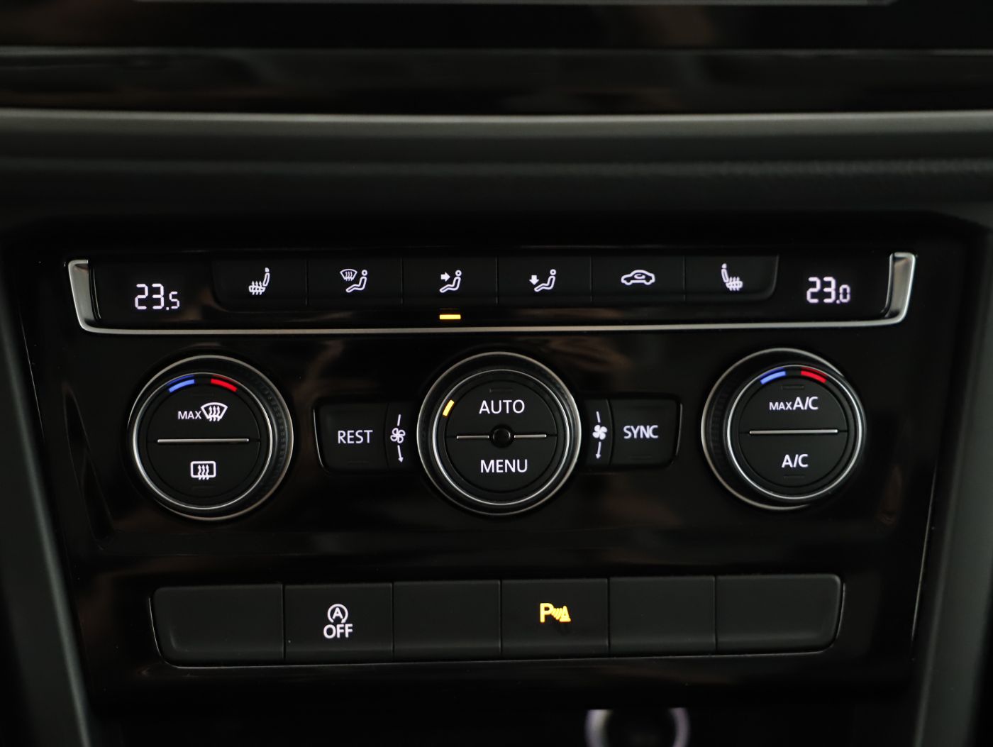 VW Touran Comfortline TDI | Bild 18 von 23