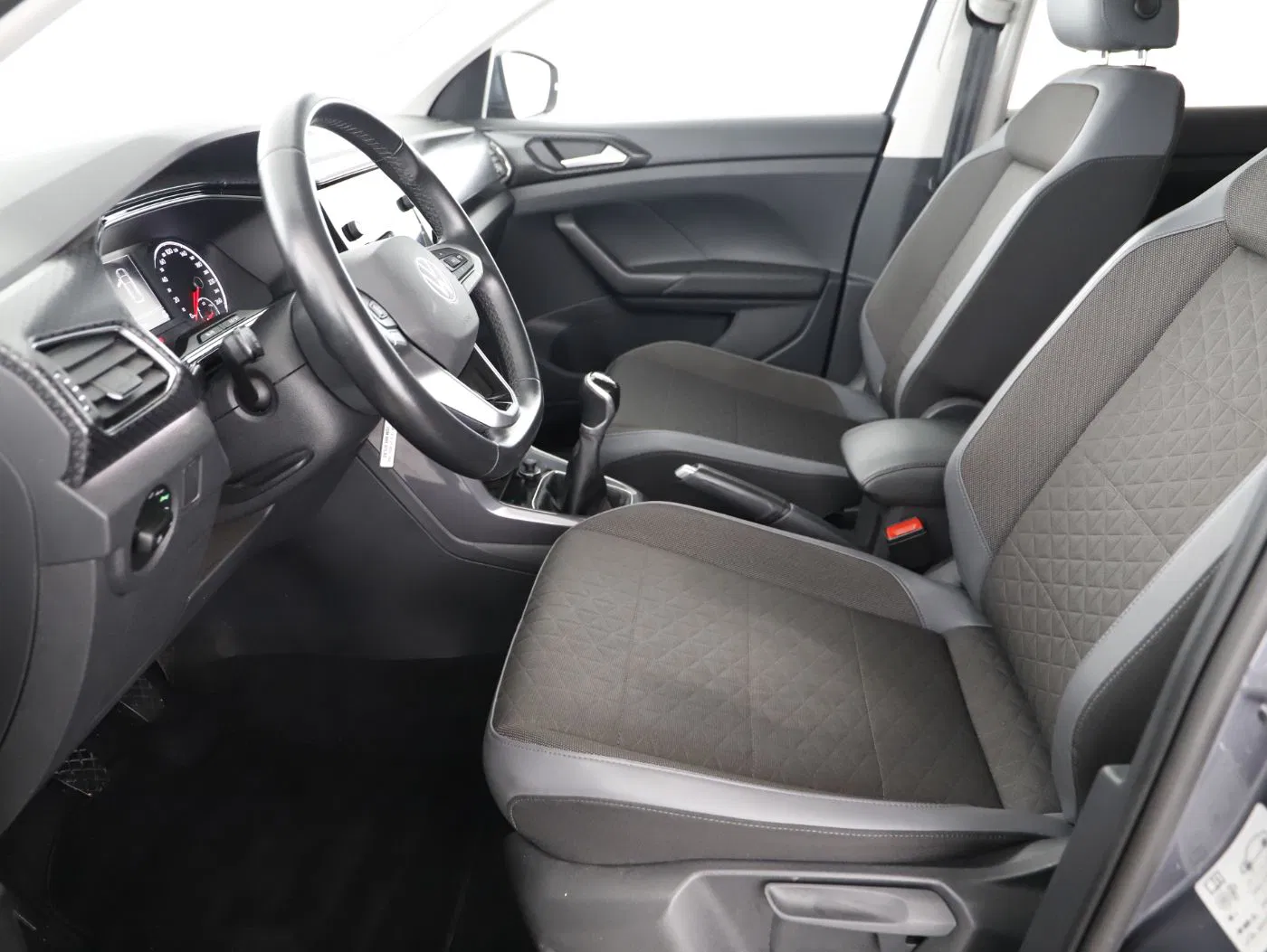VW T-Cross 1.0 TSI Style | Bild 8 von 23