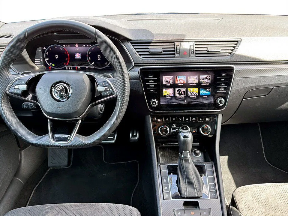 Skoda Superb Combi 2.0 TDI 4x4 | Bild 13 von 25