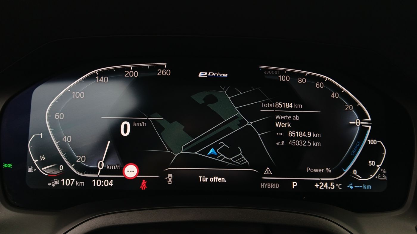 BMW 320e xDrive Touring Advantage | Bild 11 von 21