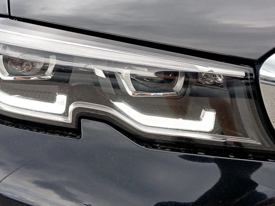 BMW 320e xDrive Touring Advantage | Bild 21 von 21