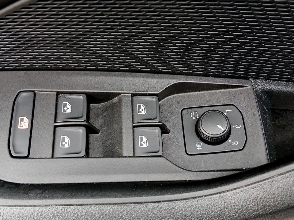Skoda Octavia Combi 2.0 TDI Ambition | Bild 6 von 23