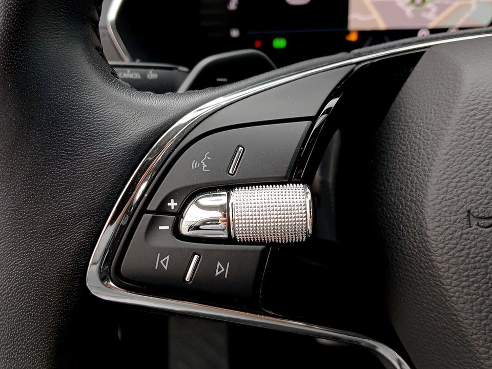 Skoda Octavia Combi 2.0 TDI Ambition | Bild 13 von 23