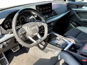 Audi Q5 40 TDI quattro | Thumbnail 13 von 28