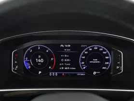 VW Tiguan 2.0 TDI R-Line | Thumbnail 14 von 24