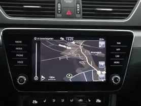 Skoda Superb Combi 2.0 TDI Style | Thumbnail 18 von 27