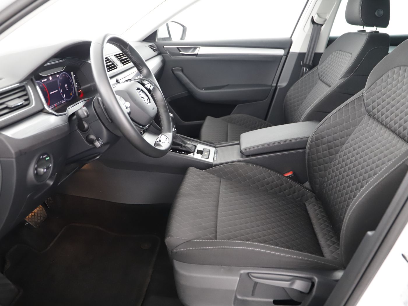 Skoda Superb Combi 2.0 TDI Ambition | Bild 10 von 24