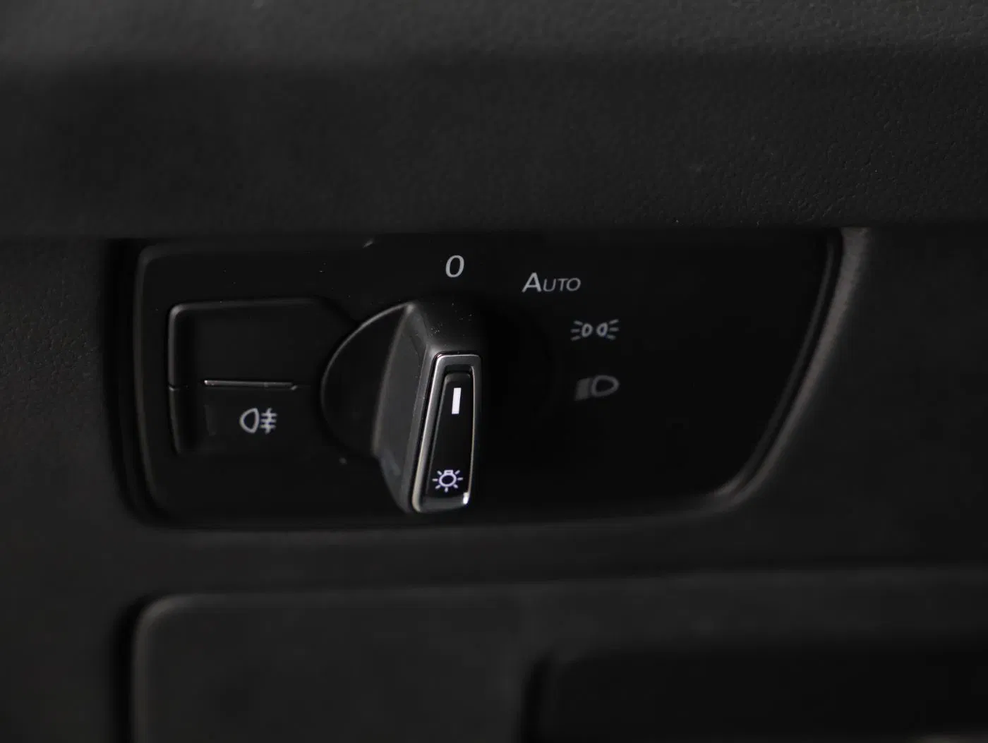 VW Arteon 2.0 TDI | Bild 8 von 24