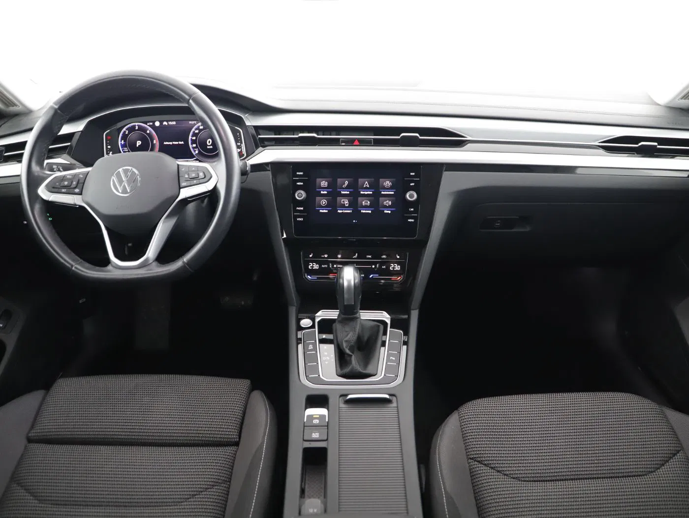 VW Arteon 2.0 TDI | Bild 11 von 24