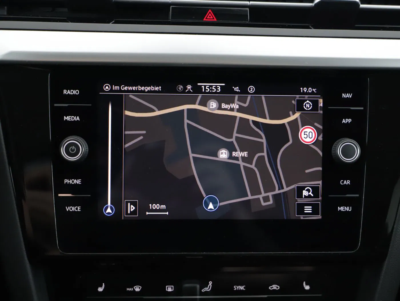 VW Arteon 2.0 TDI | Bild 17 von 24