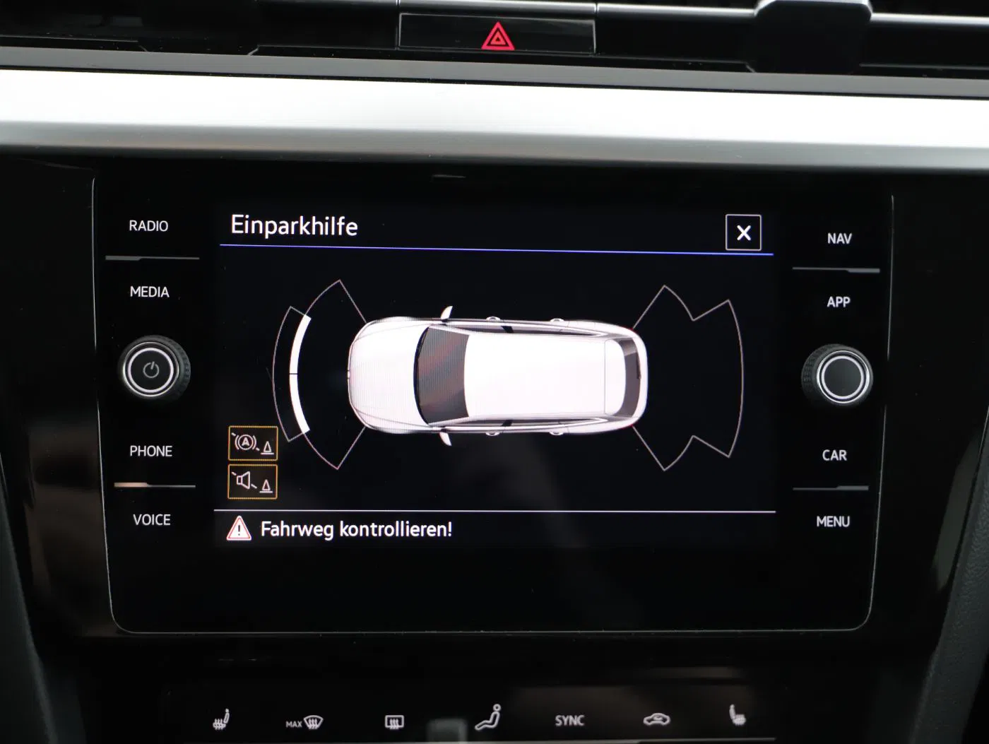 VW Arteon 2.0 TDI | Bild 18 von 24