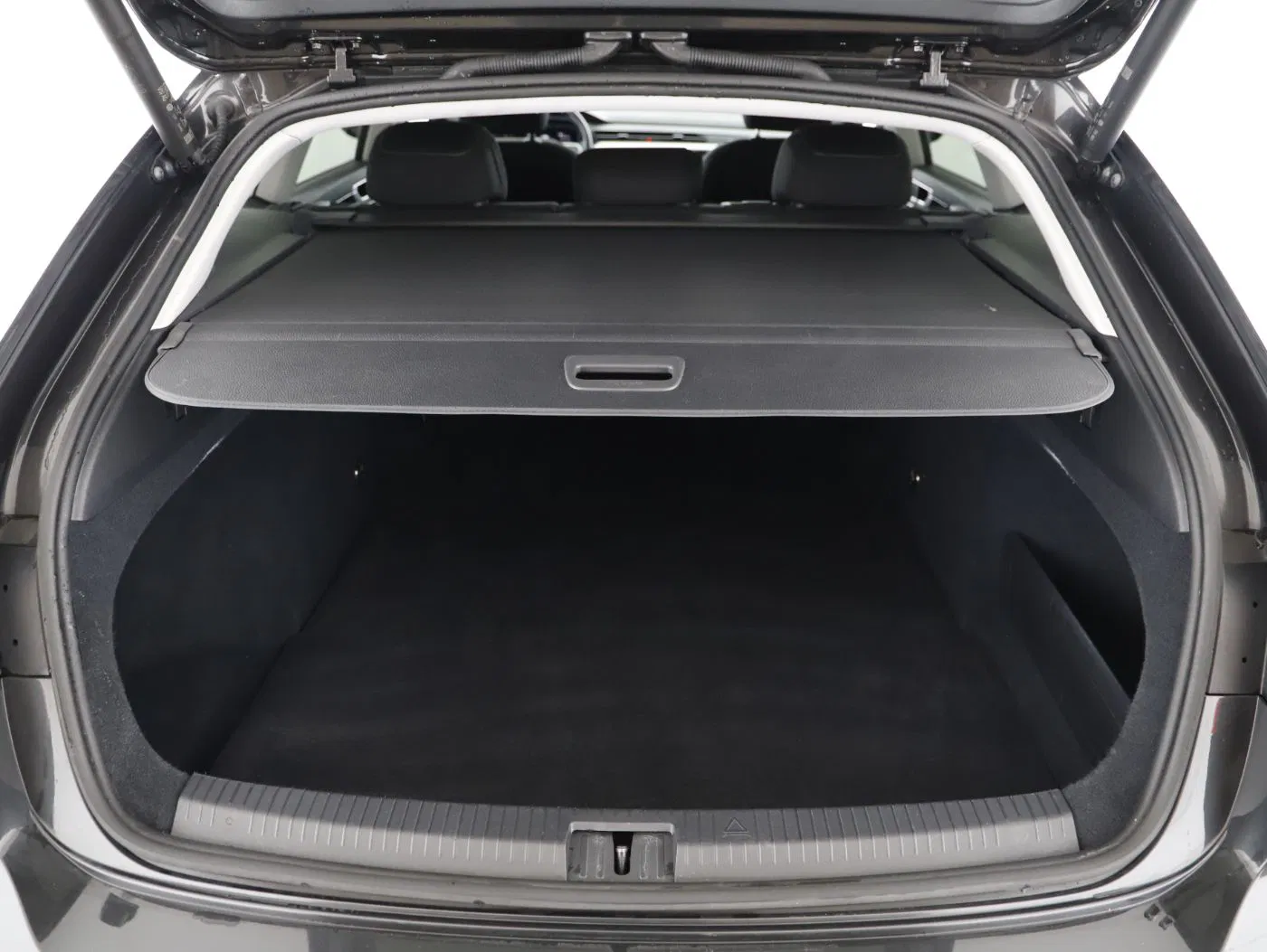 VW Arteon 2.0 TDI | Bild 22 von 24