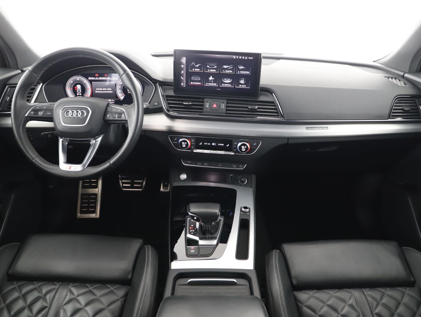 Audi Q5 40 TDI quattro S-Line | Bild 11 von 24