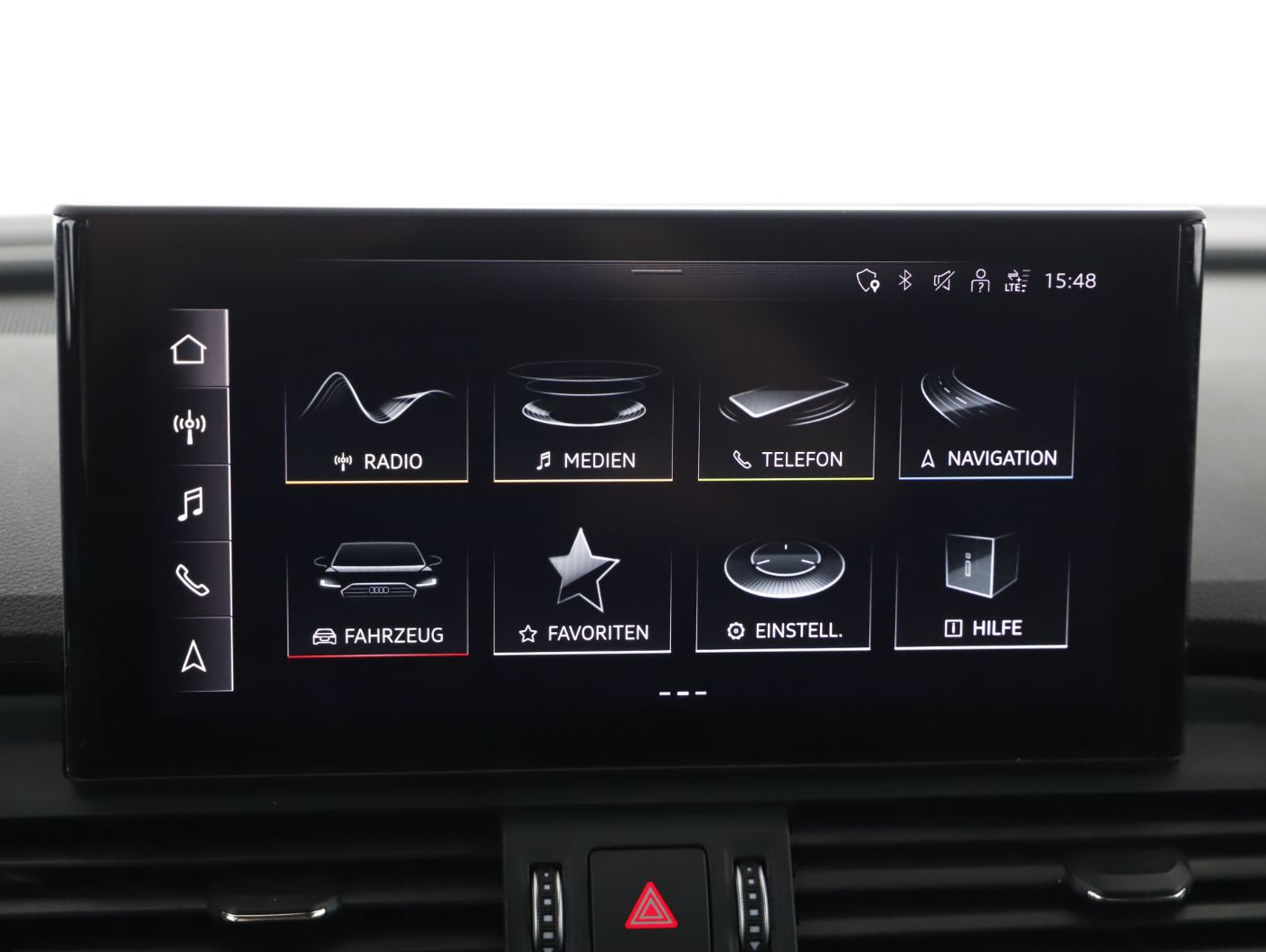 Audi Q5 40 TDI quattro S-Line | Bild 16 von 24