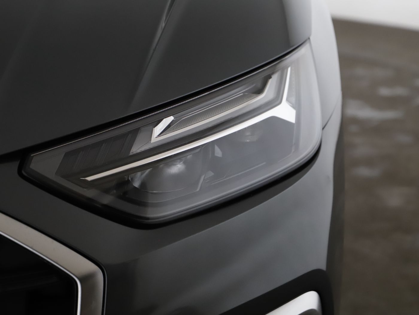 Audi Q5 40 TDI quattro S-Line | Bild 24 von 24