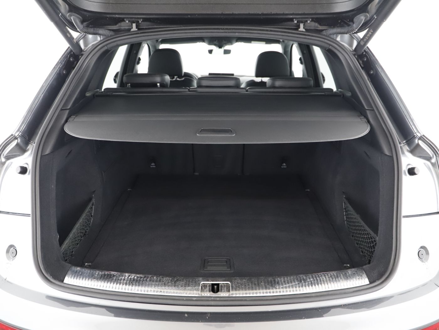 Audi Q5 40 TDI quattro S-Line | Bild 22 von 24