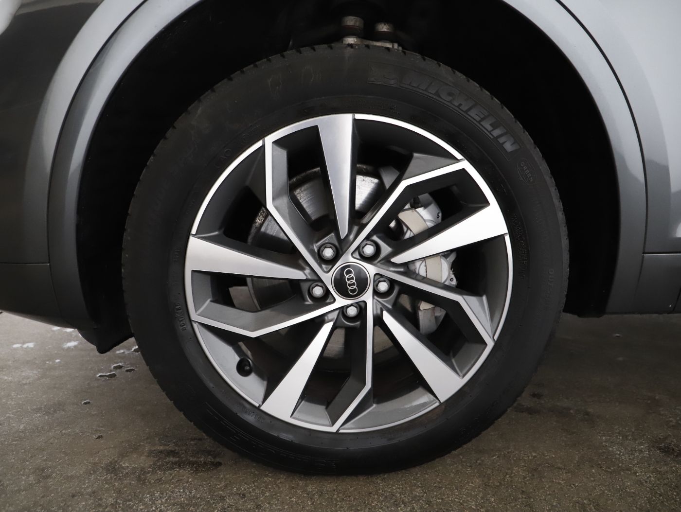 Audi Q5 40 TDI quattro S-Line | Bild 6 von 24