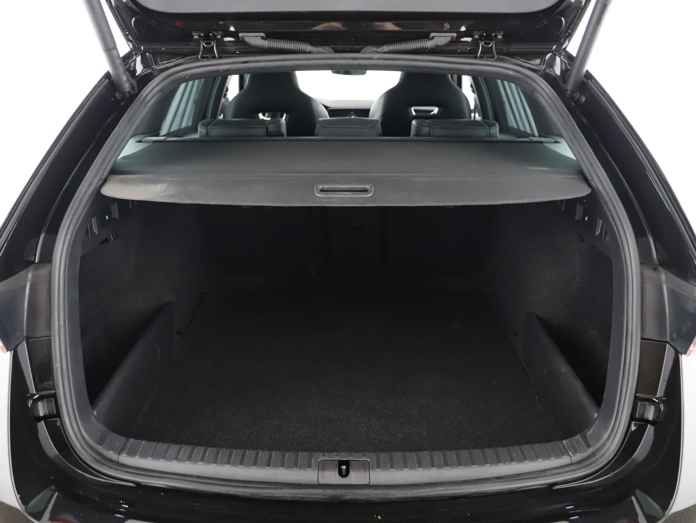 Skoda Octavia Combi 2.0 TDI 4x4 RS | Bild 22 von 23
