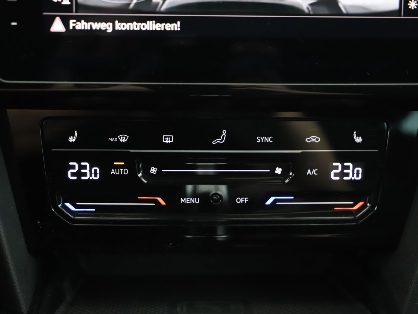 VW Passat Variant 1.4 TSI  GTE | Bild 18 von 23