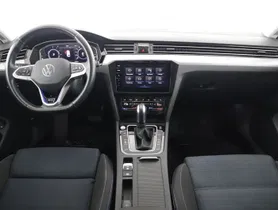 VW Passat Variant 1.4 TSI GTE | Thumbnail 11 von 23
