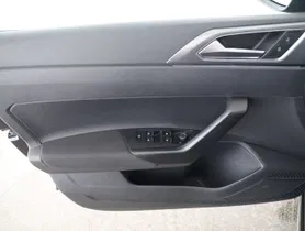 VW Taigo 1.5 TSI DSG Style | Thumbnail 7 von 23