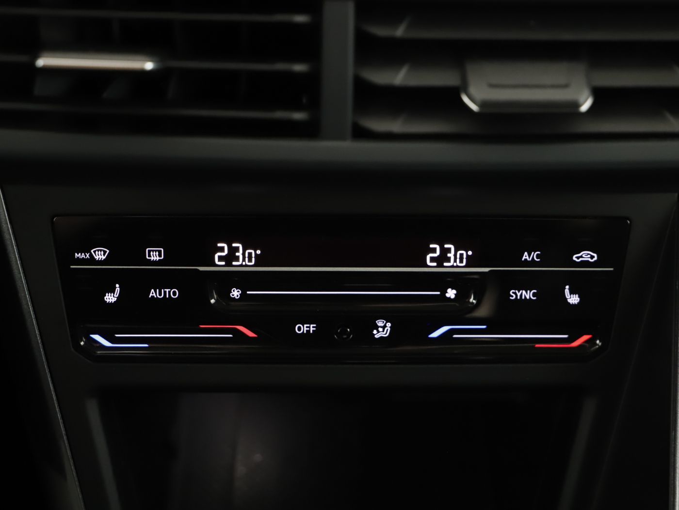 VW Taigo 1.5 TSI DSG Style | Bild 19 von 23