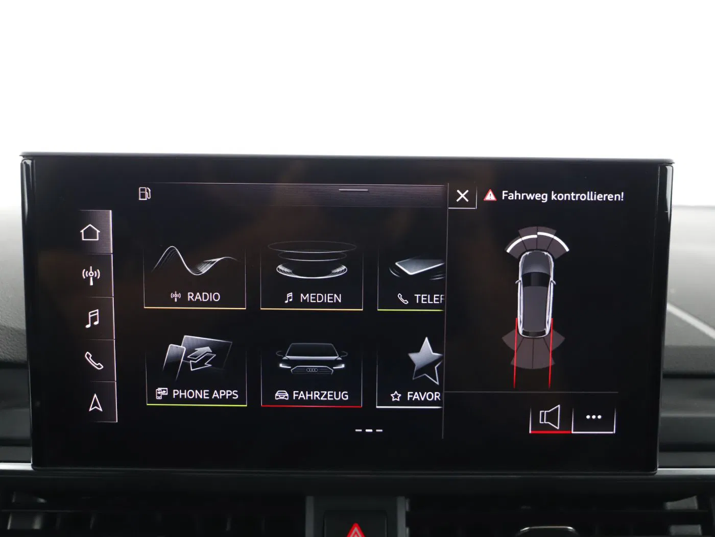 Audi A4 Avant 35 TFSI advanced | Bild 16 von 24