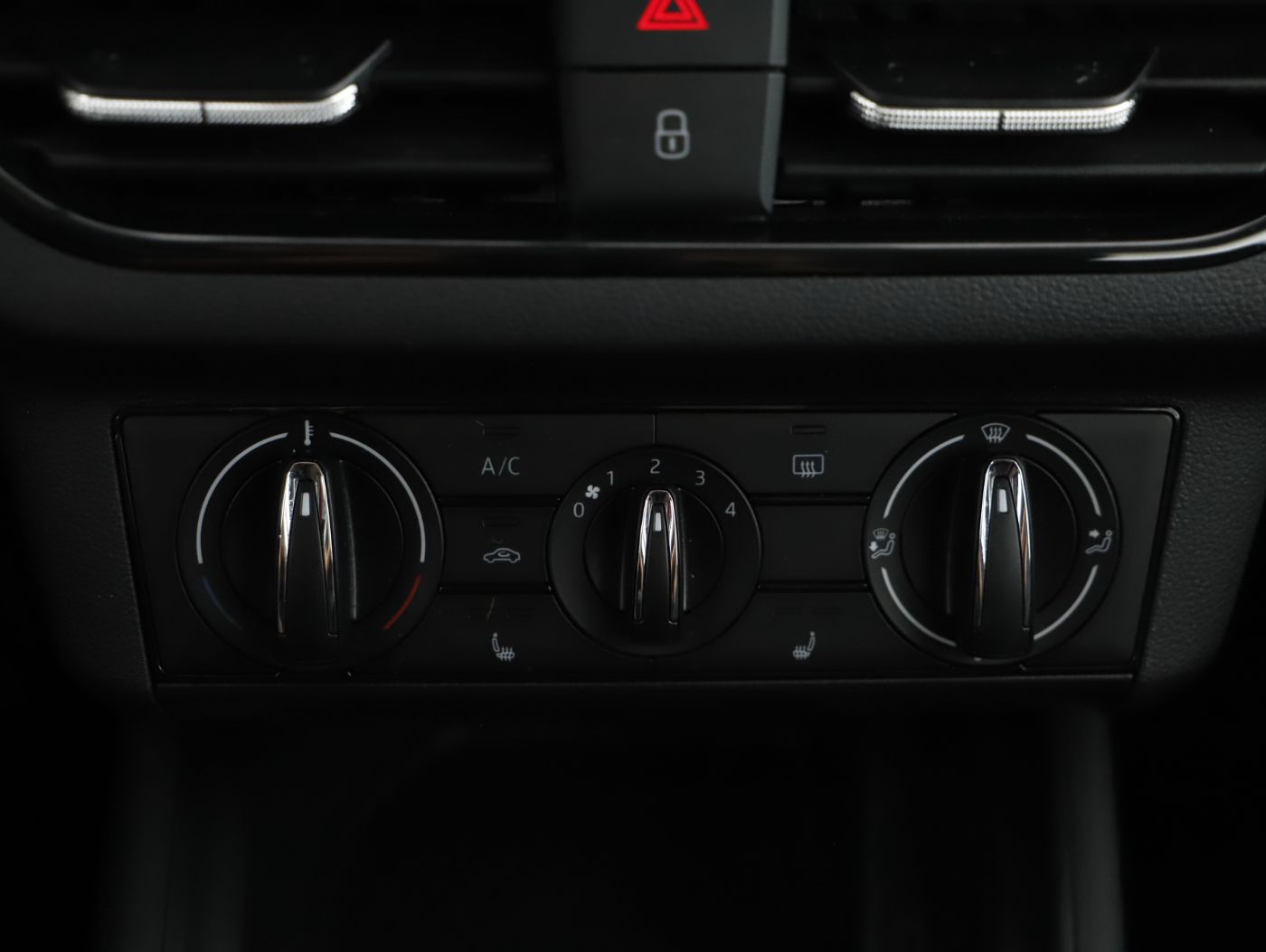 Skoda Kamiq 1.0 TSI SC | Bild 19 von 20