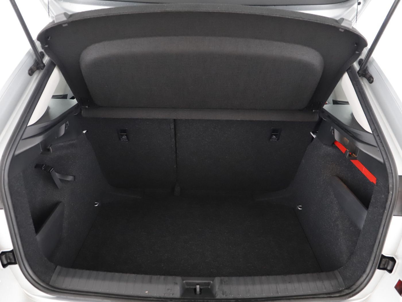 Skoda Kamiq 1.0 TSI SC | Bild 20 von 20