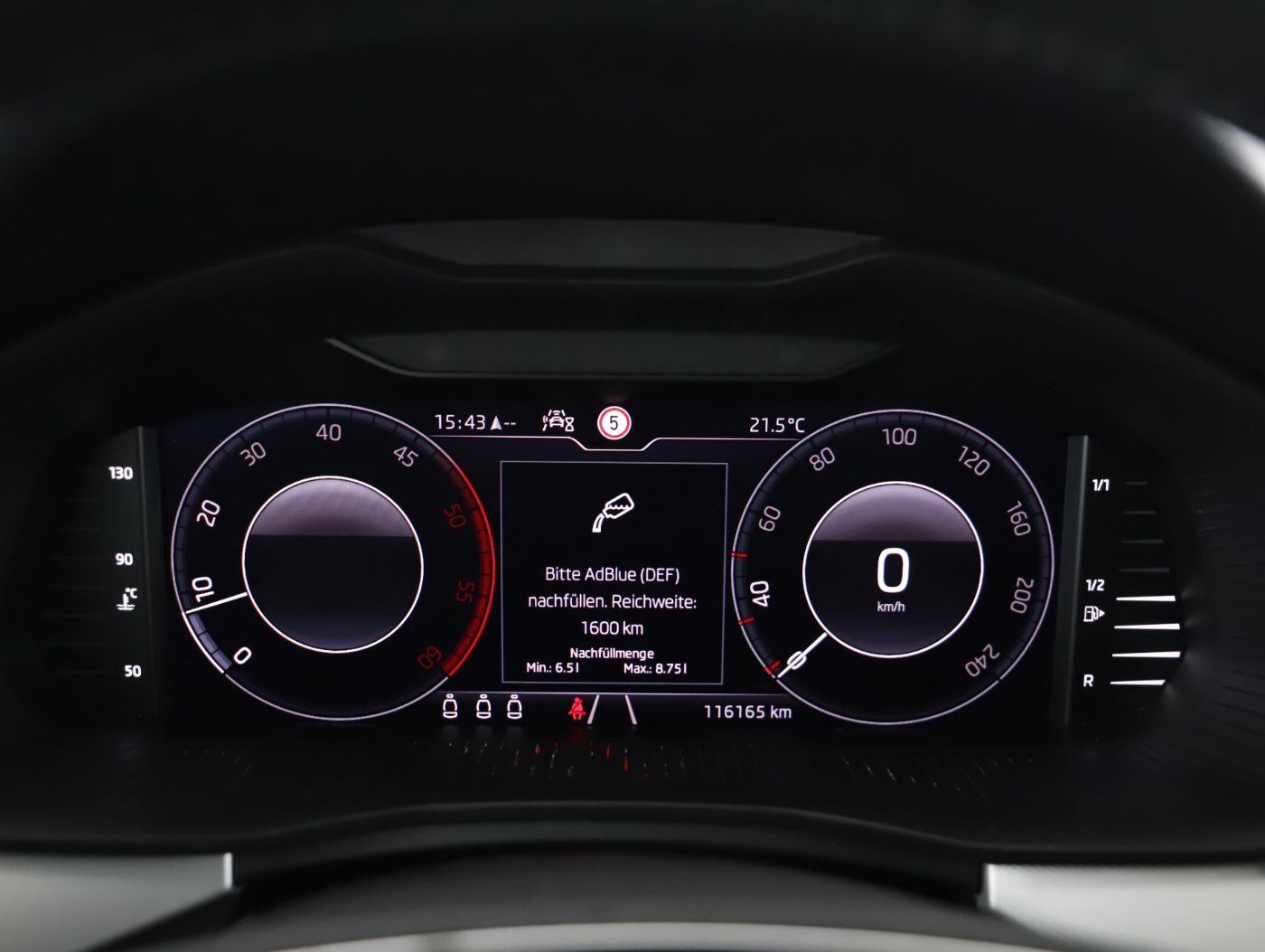 Skoda Scala 1.6 TDI Ambition | Bild 15 von 23