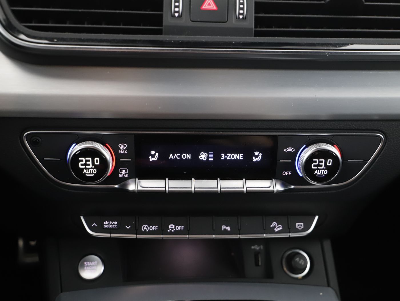 Audi Q5 40 2.0 TDI quattro S-Line | Bild 16 von 25