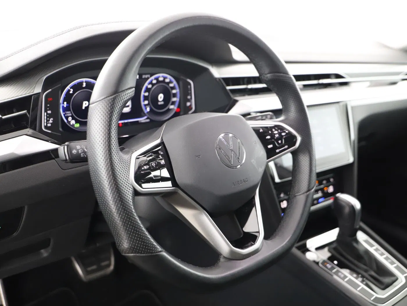 VW Arteon SB 2.0 TDI | Bild 12 von 24