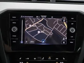 VW Passat Variant 2.0 TDI BMT Business | Thumbnail 17 von 23