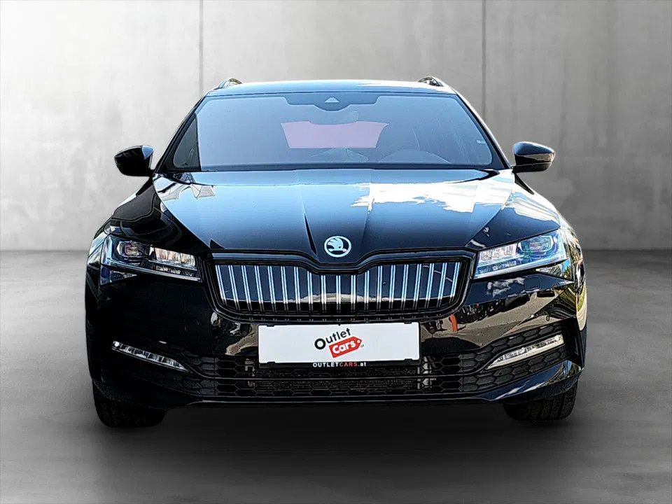 Skoda Superb Combi 1.4 TSI iV Sportline | Bild 2 von 24
