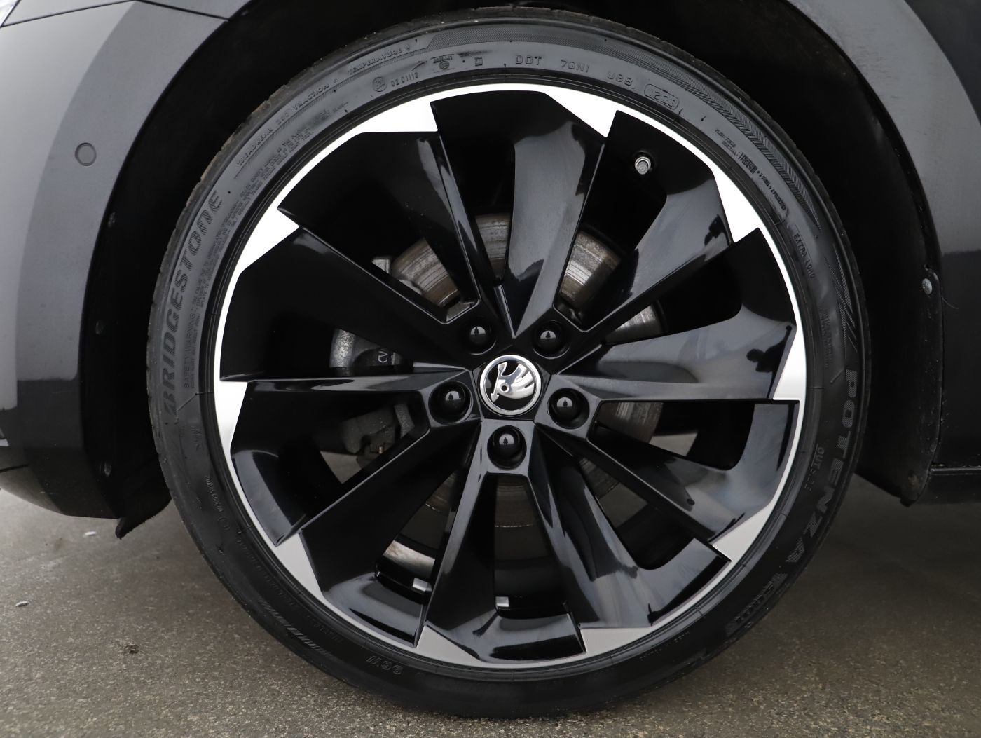 Skoda Superb Combi 1.4 TSI iV Sportline | Bild 6 von 24