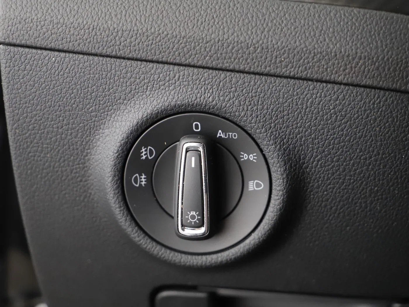 Skoda Superb Combi 1.4 TSI iV Sportline | Bild 9 von 24