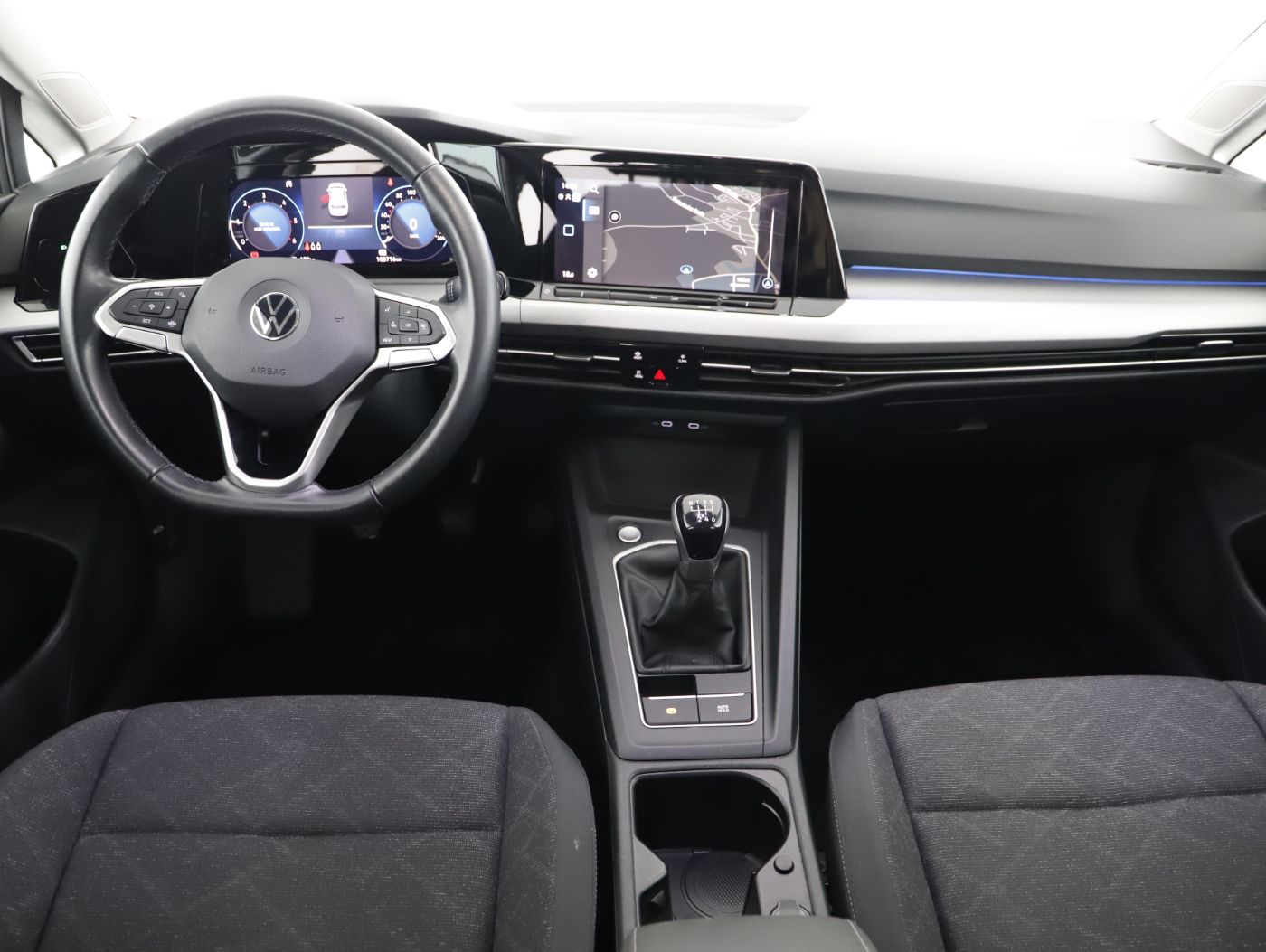 VW Golf VIII 2.0 TDI | Bild 8 von 22